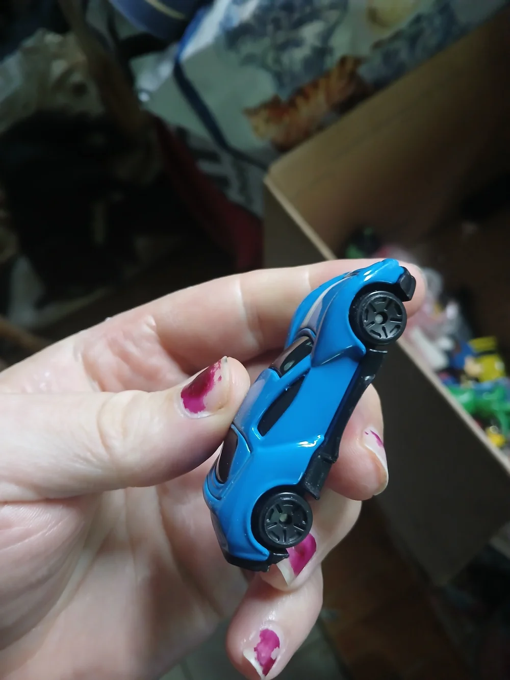 blue Maisto Fresh Metal 